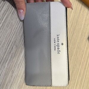 Kate Spade Two-Tone Wallet in Gray and White